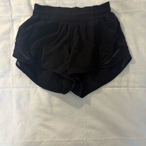 Lululemon Athletica Black Athletic Shorts Lightweight Moisture-Wicking